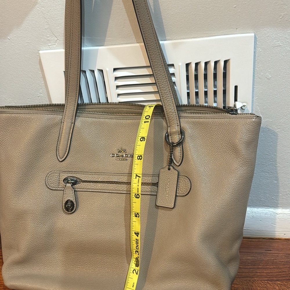 Coach leather tote - Picture 8 of 8